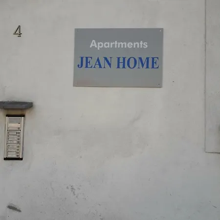 Jean Apartmán