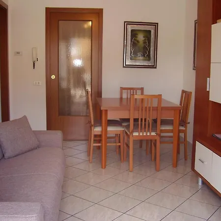 Lägenhet Jean Gallarate